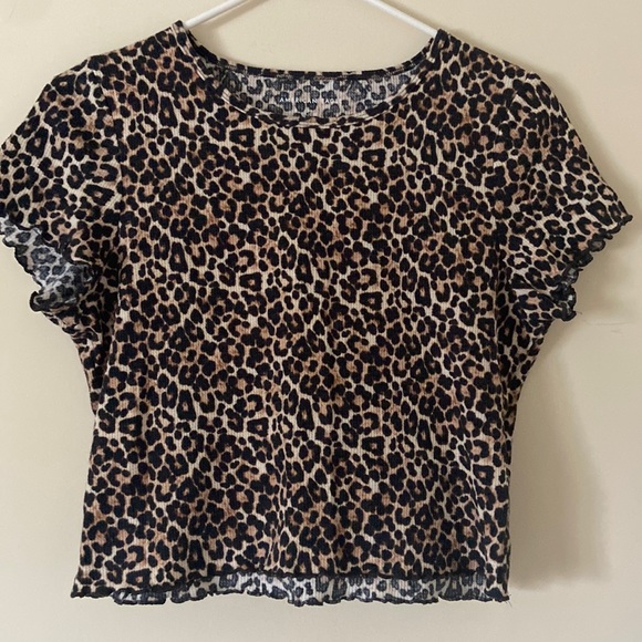 Leopard print crop top - Picture 1 of 3